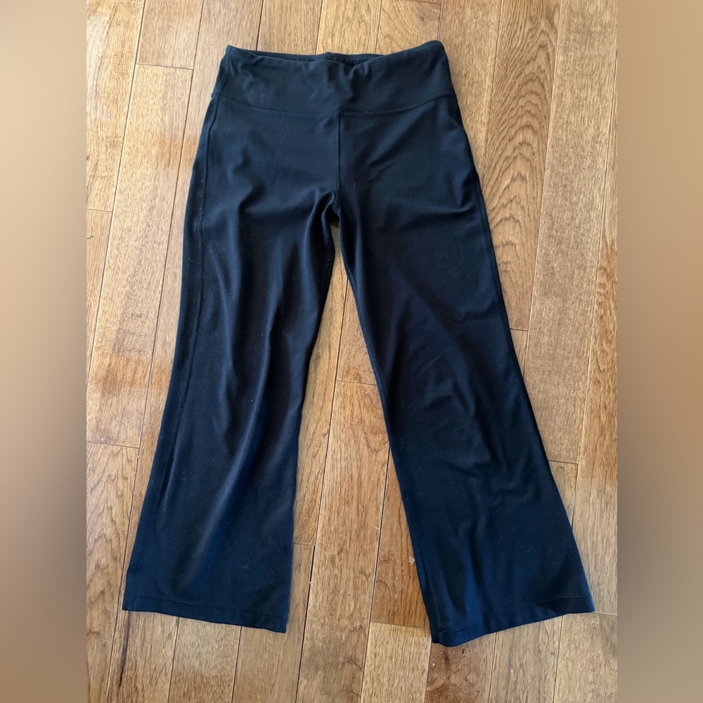 Athleta Girl Black Chit Chat Kick Flare Capri Pants Size XL/14